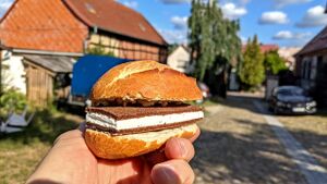 DMXC-Treffen 2021-2 Milchschnitte-Brötchen.jpg